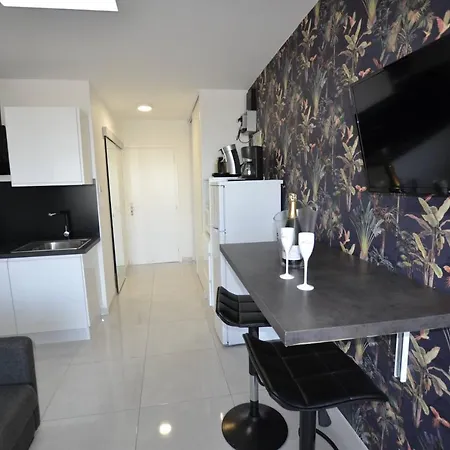 Apartament Naturiste 